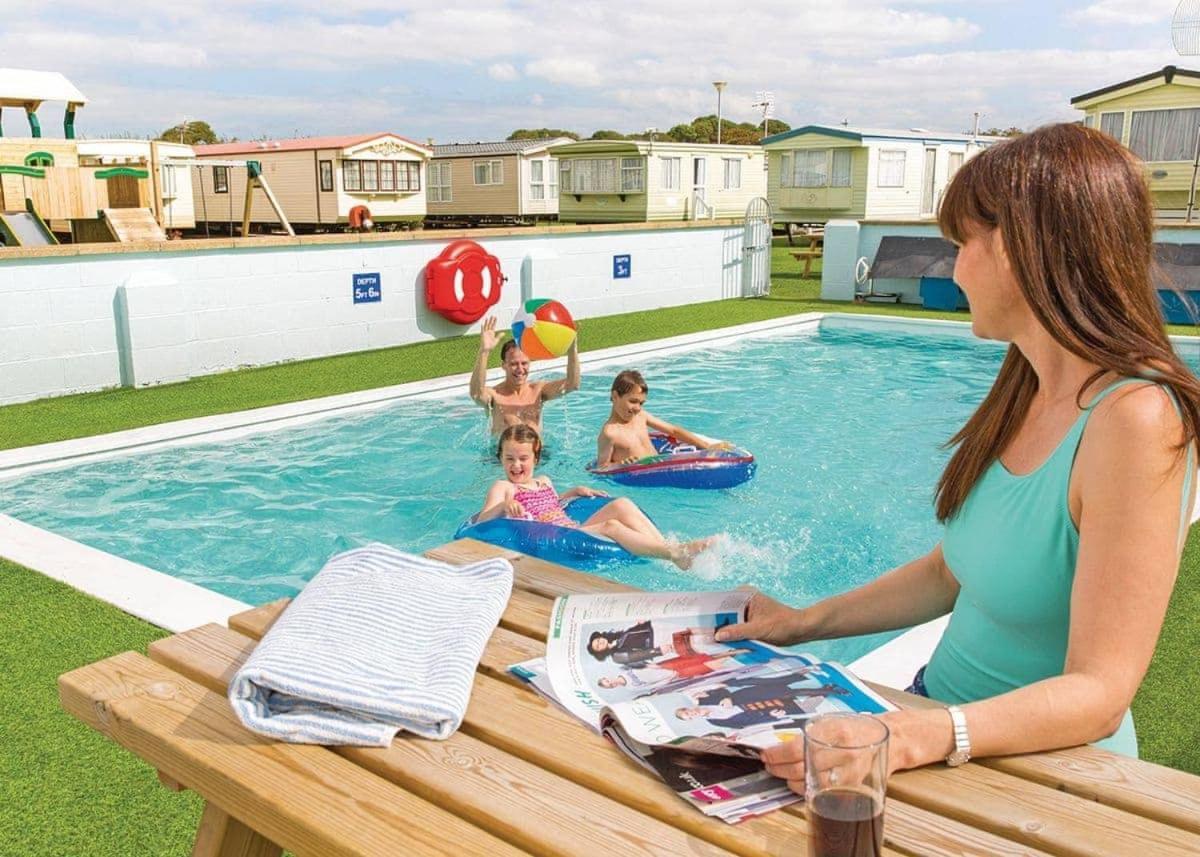 White Tower Holiday Park Llandwrog Eksteriør bilde